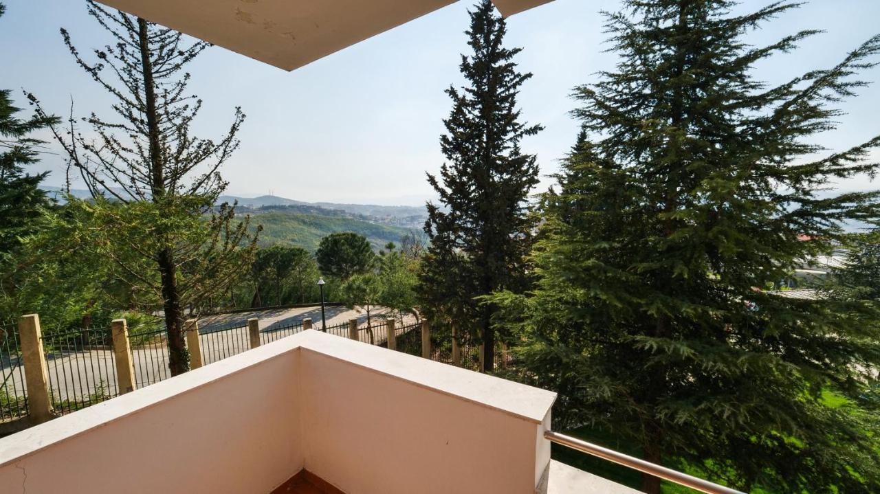 Chateau Linza Resort Tirana Exterior photo